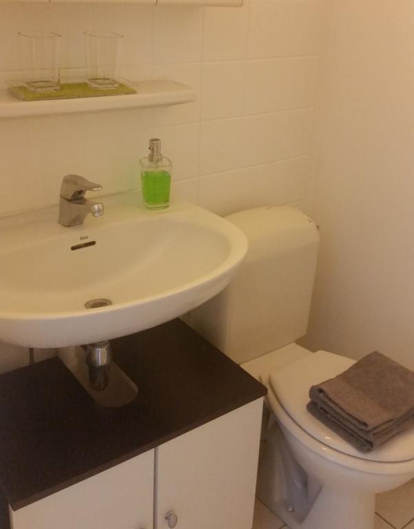 Studios near Basel Airport Saint-Louis  Esterno foto